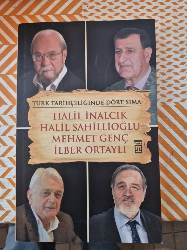 Türk tarihçiliğinde dört sima kapak görseli