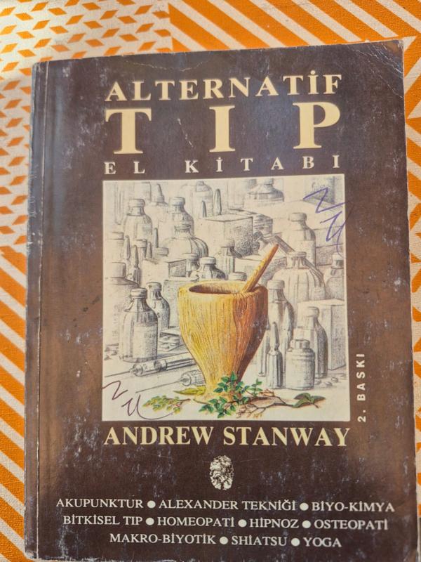 Alternatif tıp el kitabı kapak görseli